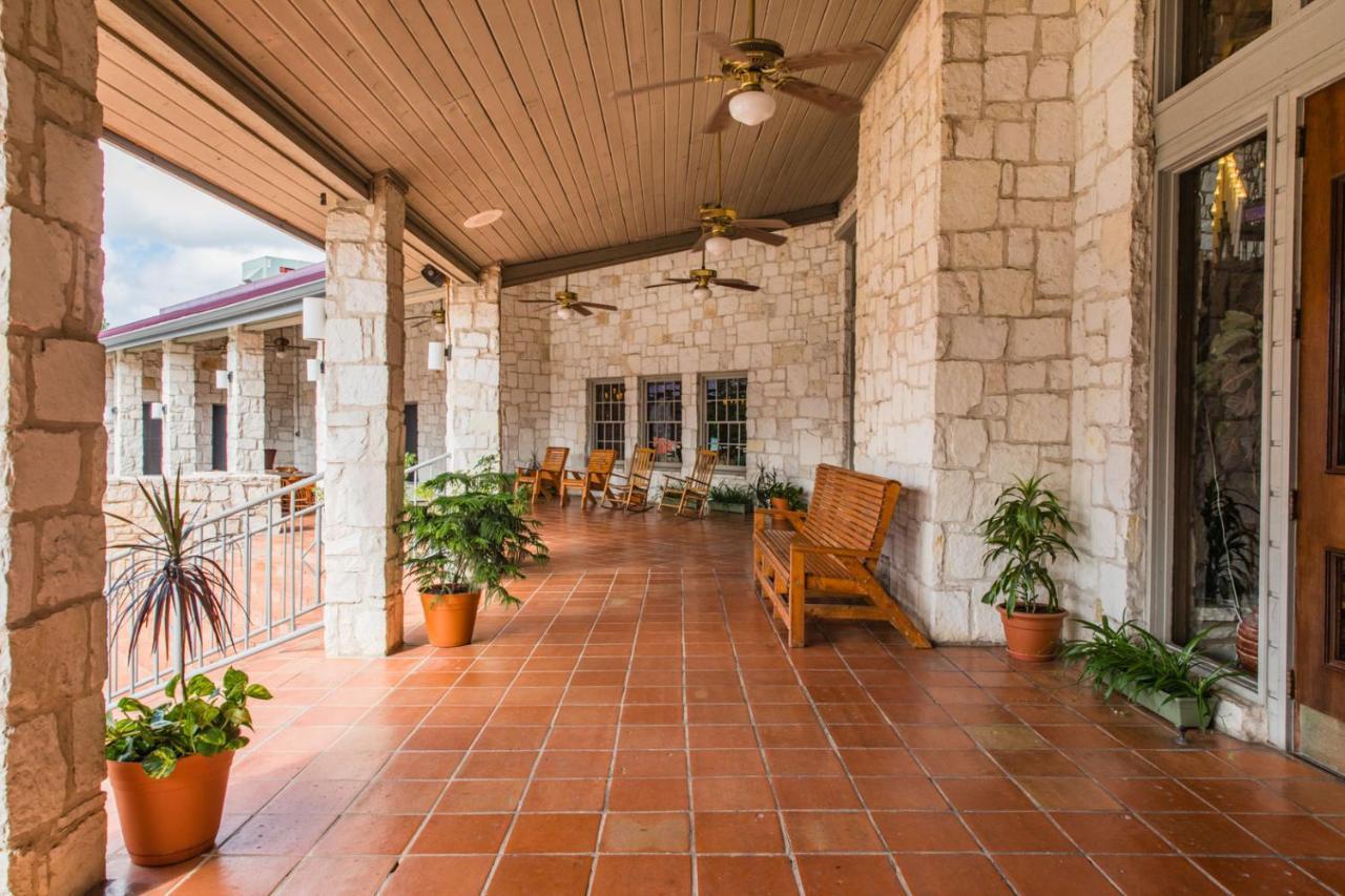Y O Ranch Hotel And Conference Center Kerrville Extérieur photo